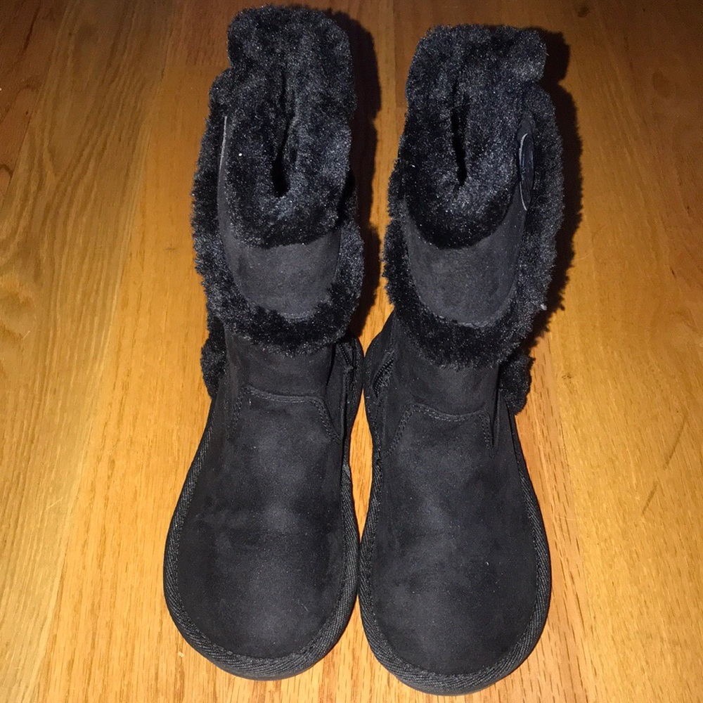 Barley worn Michael Kors Boots